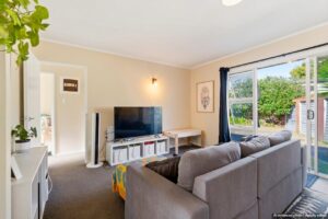 OWNERS LIQUIDATING – MUST SELL!